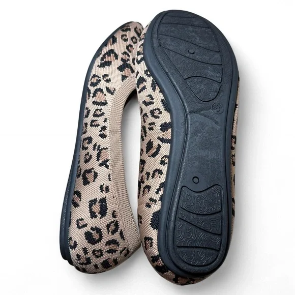 Leopard Print Ballet Flats - Picture 5 of 5